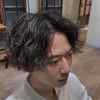 ミディアム パーマ メンズ 波巻きスパイラルパー マ/シャドウパーマ駿のヘアスタイル