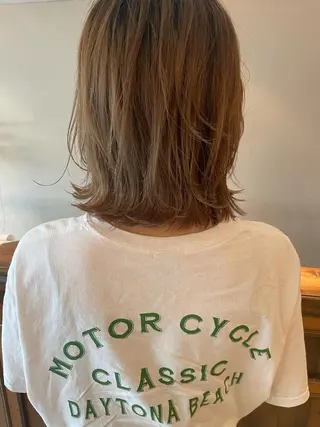 ミディアム カラー 鎌田 愛のヘアスタイル