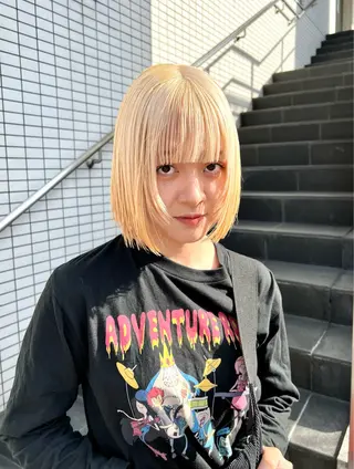 ミディアム カラー 宮川 日菜子のヘアスタイル