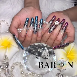 ネイル ♛︎BARON♛︎ yuiのネイルデザイン