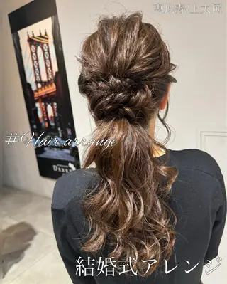 セミロング ヘアアレンジ 似合う髪型見つけます AYAKAのヘアスタイル