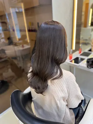 カラー たかはし ここあのヘアスタイル