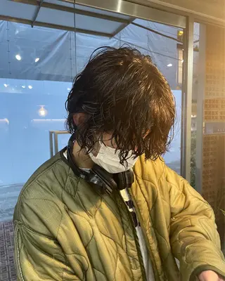 ショート カラー パーマ メンズ 吉田一輝 外国人パーマのヘアスタイル
