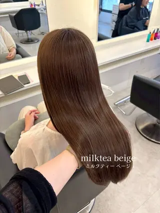 セミロング カラー ParveMix 岡本えりかのヘアスタイル