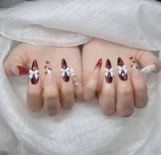 ネイル Lee Nailsのネイルデザイン