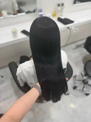 ロング カラー ラベンダー💜 グレージュ🩶のヘアスタイル