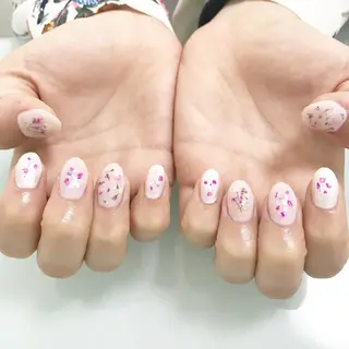 ネイル 板垣 綾乃のネイルデザイン