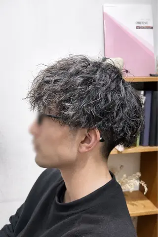 ミディアム パーマ メンズ Koki/ メンズヘア特化のヘアスタイル