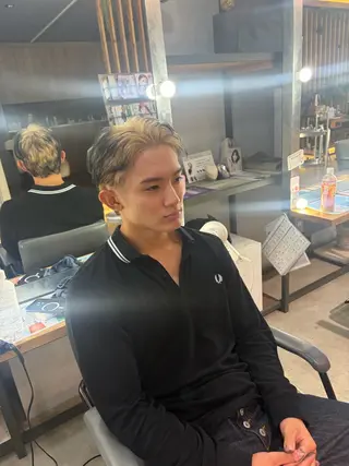 カラー 【ブリーチモデル募集 】高橋航大のヘアスタイル