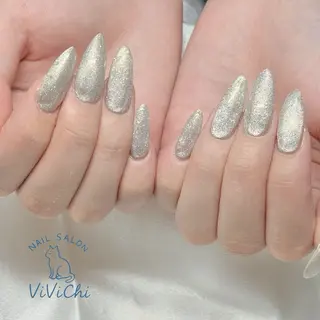ネイル ViViChi 梨帆のネイルデザイン