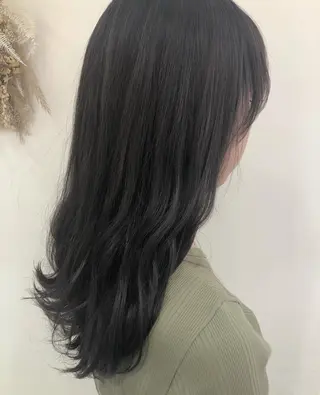 ロング レイヤーカット/ ハイライト 千咲季のヘアスタイル