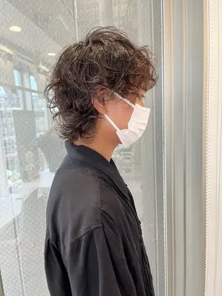 メンズ ウルフカット／吉村 桃子のヘアスタイル