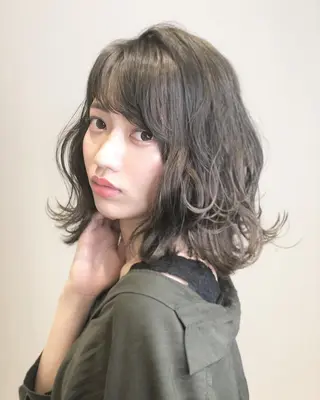 ミディアム ブリーチ/髪質改善 NYNY大久保のヘアスタイル