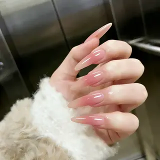 ネイル 実力派× 先着10名限定サロンのネイルデザイン