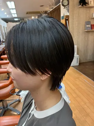 ショート ルキ🌈ブリーチカラ ー&メンズパーマ🦄のヘアスタイル