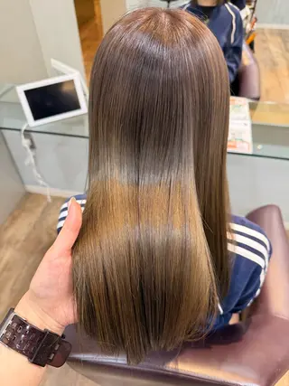 ロング カラー 村岡 希蘭のヘアスタイル