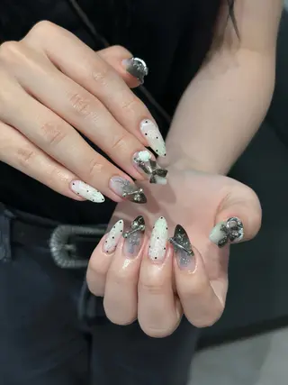 ネイル Eli Muse 新宿ネイルのネイルデザイン