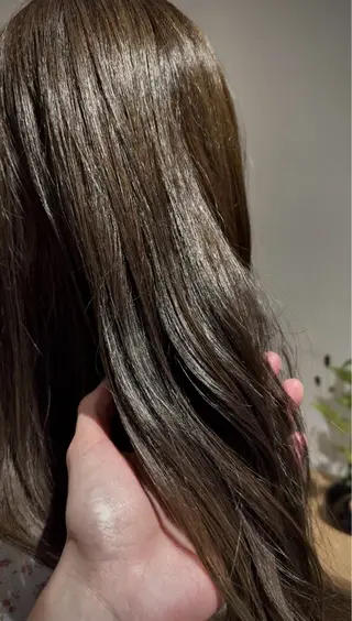 カラー 大川 陽向のヘアスタイル