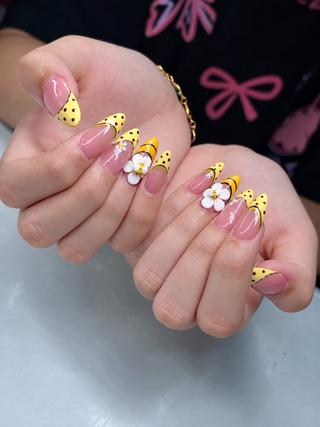 ネイル SOL NAIL HAKATAのネイルデザイン