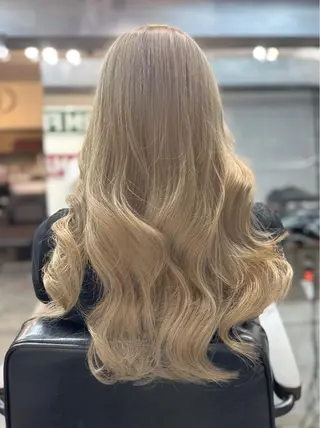 ロング ⭐️エクステ指名 No.1⭐️高頭のヘアスタイル