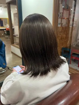 ミディアム カラー アヤノ 🤍のヘアスタイル