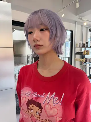 ミディアム カラー TATSUブリーチ/ ミルクティーベージュのヘアスタイル