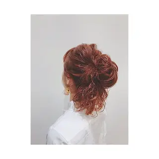 ロング カラー パーマ ヘアアレンジ くるくるパーマ aikoのヘアスタイル