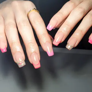 ネイル nailroom sb𓈒𓂂𓏸のネイルデザイン