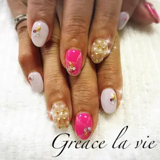 ミディアム カラー パーマ ヘアアレンジ キッズ ネイル マツエク・マツパ Greace  la vieのネイルデザイン