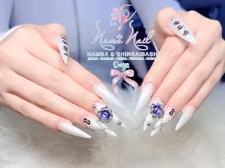 セミロング Linanail Nambaのマツエク・マツパデザイン