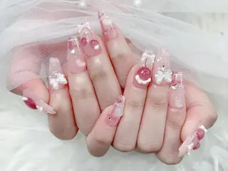ネイル キラ キラのネイルデザイン