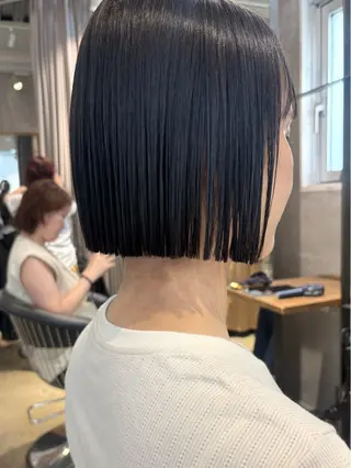 ショート 西田 美侑/ 前髪・顔周りカットのヘアスタイル
