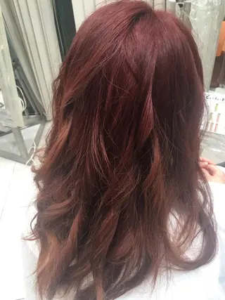 セミロング 似合う髪型見つけます AYAKAのヘアスタイル
