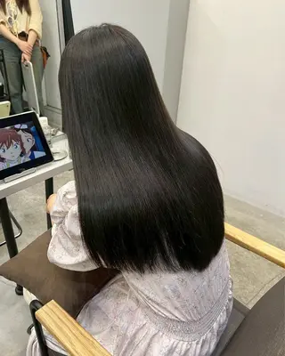 ロング パーマ ハイトーンカラー が絶対可愛い✨泰聖✨のヘアスタイル