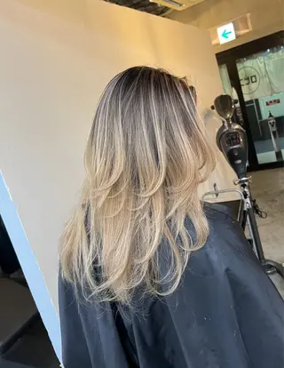 セミロング カラー 指名数No.1 /NAOYAのヘアスタイル