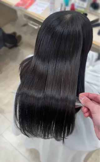 ロング シャドウパーマ／骨格 矯正カット　トモキのヘアスタイル