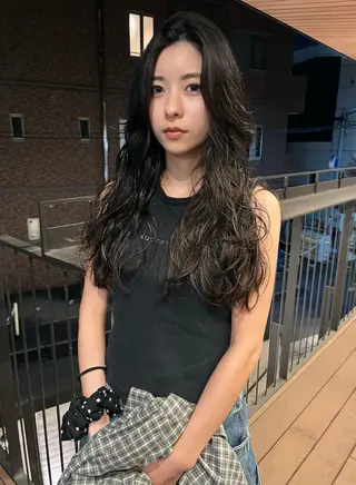 ロング パーマ 暖色/パーマ 🌼クニトウメイのヘアスタイル