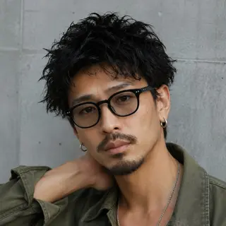 メンズ メンズ特化カットパー マカラー坂田柊のヘアスタイル