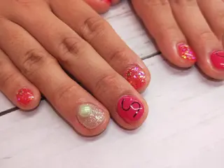 ネイル はばすみれ🎀ﾈｲﾙ 光ﾌｪｲｼｬﾙ ﾍｱのネイルデザイン