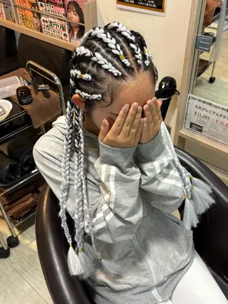 ヘアアレンジ 艶カラー🫧/シール エクステRYOKAのヘアスタイル
