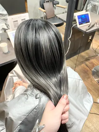 セミロング カラーブリーチ特化 石原勇希のヘアスタイル