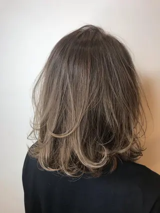 ミディアム カラー シールエクステ⭐️ オオミタクヤのヘアスタイル