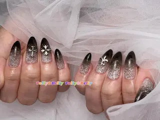 ネイル ToliyDeliy Mayuのネイルデザイン