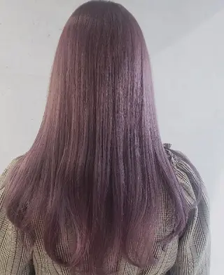 セミロング カラー 艶髪/オリーブ系/ 肌が綺麗に見えるお色のヘアスタイル