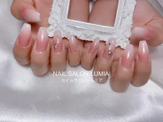 ネイル ネイルサロン ルミア Lumia 店長施術のネイルデザイン