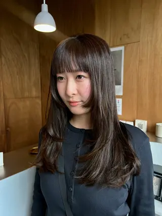 セミロング cocoro /レイヤーカットのヘアスタイル