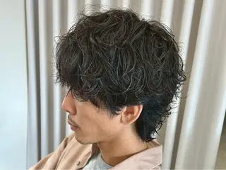 ショート センターパート 韓国ヘア・綾也のヘアスタイル