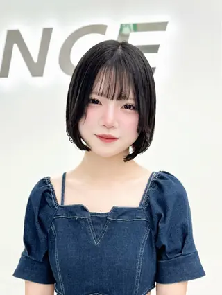 ショート カラー ヘアアレンジ 縮毛矯正🤍 ボブ/ HIKARIのヘアスタイル