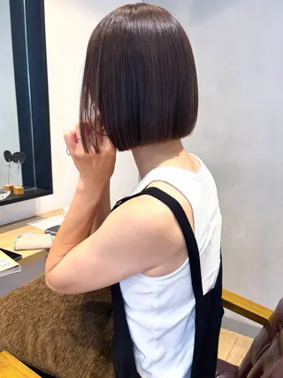 ショート カラー 地毛風ストレート ミニボブ🌷江梨🍎のヘアスタイル