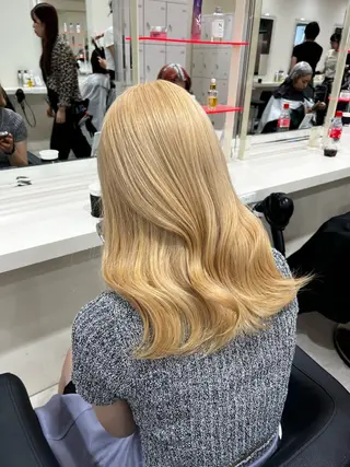 セミロング カラー 💟RINNA 艶カラー💟のヘアスタイル